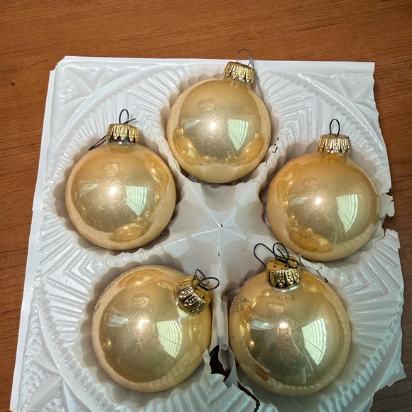 VTG Kurt S. Adler 5 Gold Hand Painted Santa Claus Glass Ornaments Santas World - Picture 5 of 10